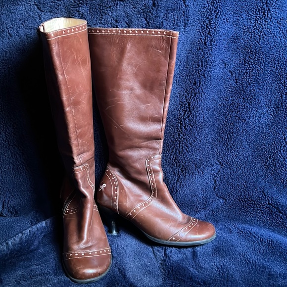 John Fluevog Shoes - Brown Fluevog Boots